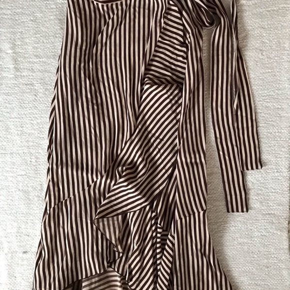 Faithfull The Brand Wrap Skirt - Picture 2 of 4